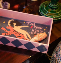 anna-nina-dienblad-the-show-must-go-on-tray