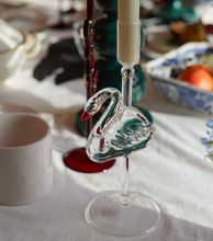 anna-nina-kandelaar-swan-lake-candle-holder