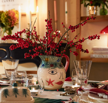 anna-nina-karaf-miss-christmas-jug