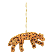 anna-nina-kerstbal-festive-leopard-ornament