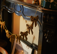 anna-nina-kerstbal-regal-bow-garland