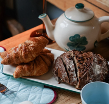 anna-nina-schaal-hanging-leopard-serving-platter