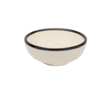 anna-nina-schaaltje-black-swan-tapas-bowl