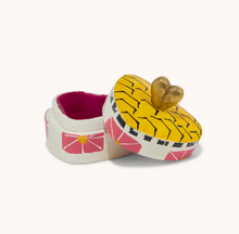 doing-goods-doosje-erin-hart-klein