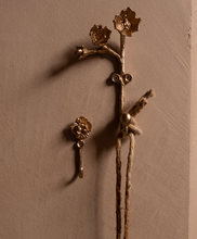 doing-goods-wandhaak-ava-bloesem-haak