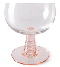 hk-living-wijnglas-roze-swirl-wine-glass-low-nude