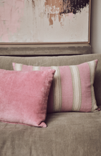 hkliving-kussen-woven-striped-cushion-blush-60x40cm