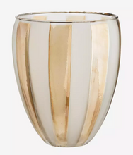 madam-stoltz-glazen-vaas-met-gouden-strepen-striped-glass-vase