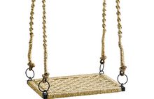 madam-stoltz-schommel-goud