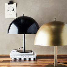 Madam Stoltz Madam Stoltz Tafel Lamp Zwart - A Lovely Day IJmuiden