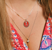 anna-nina-bedel-parrot-tulip-charm-silver