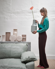 hk-living-vaas-mat-mold-shape-flower-vase-s