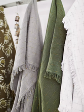 madam-stoltz-checked-groen-tablecloth-tafelkleed