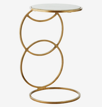 madam-stoltz-salontafel-console-table