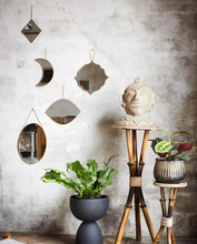 madam-stoltz-spiegel-brass-mirror-w-handle