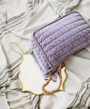 madam-stoltz-spiegel-brass-mirror-w-handle