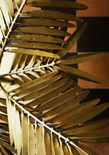 madam-stoltz-tafellamp-met-bladeren-brass-60-x-o60