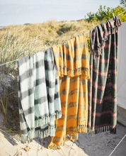 madam-stoltz-throw-tie-dye-w-fringes