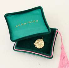 ANNA + NINA Bedel Memorable Luck Charm