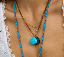 anna-nina-bedel-onyx-shell-gold-plated