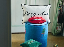 anna-nina-kussen-mond-pout-cushion