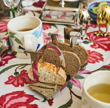 anna-nina-love-toast-rack
