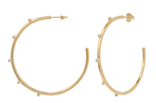 anna-nina-oorbellen-large-lumiere-hoop-earrings-gold-plated