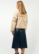 lollys-laundry-vest-sirill-teddy-jacket-beige