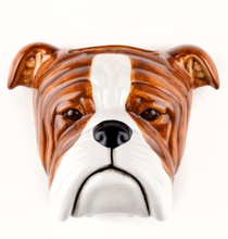quail-ceramics-hond-vaas-english-bulldog-wall-vase-large