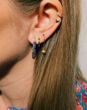 anna-nina-oorbel-single-parrot-tulip-stud-chain-earring